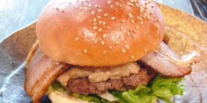 ととらべべハンバーガー